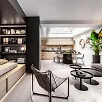 Luxury Residence In Old Marais, 3 Bedroom Patio, Sauna, Fitness Room, Ac