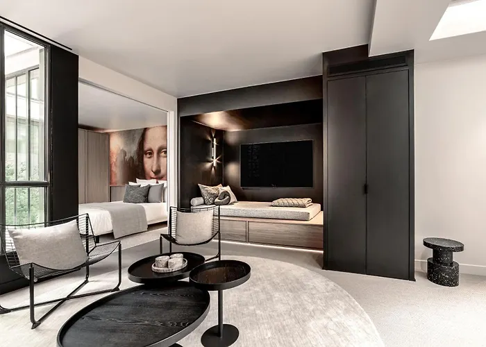 Luxury Residence In Old Marais, 3 Bedroom Patio, Sauna, Fitness Room, Ac