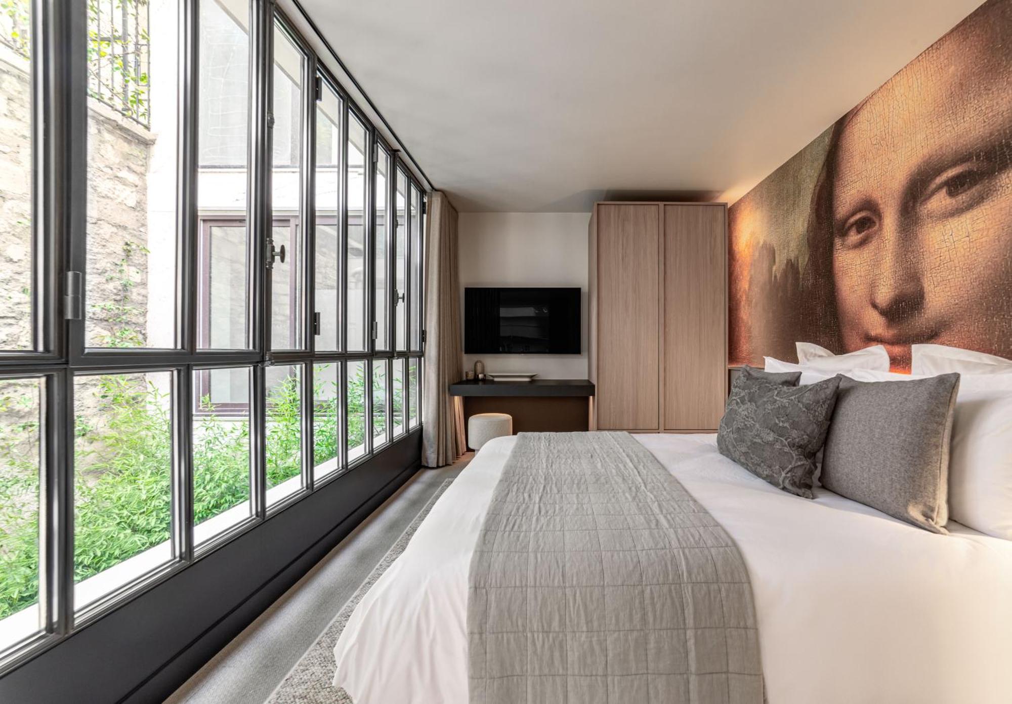 Luxury In Old Marais, 3 Bedroom Patio, Sauna, Fitness Room, Ac Apartment *