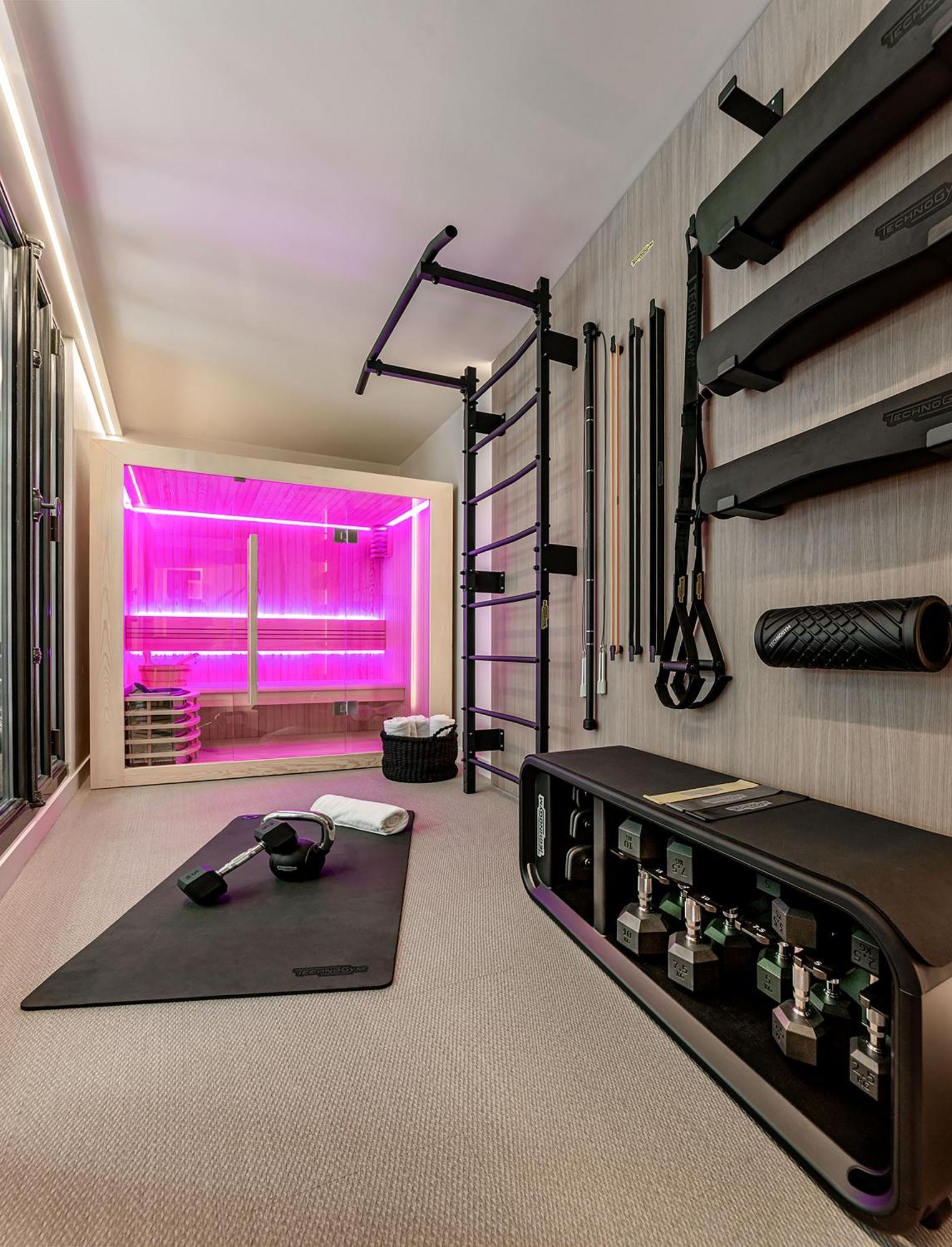 Luxury In Old Marais, 3 Bedroom Patio, Sauna, Fitness Room, Ac *