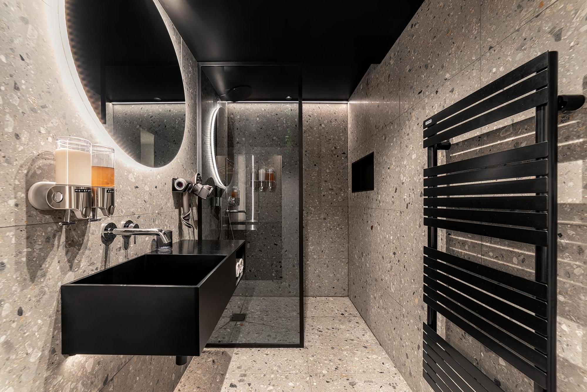 Luxury In Old Marais, 3 Bedroom Patio, Sauna, Fitness Room, Ac Paris